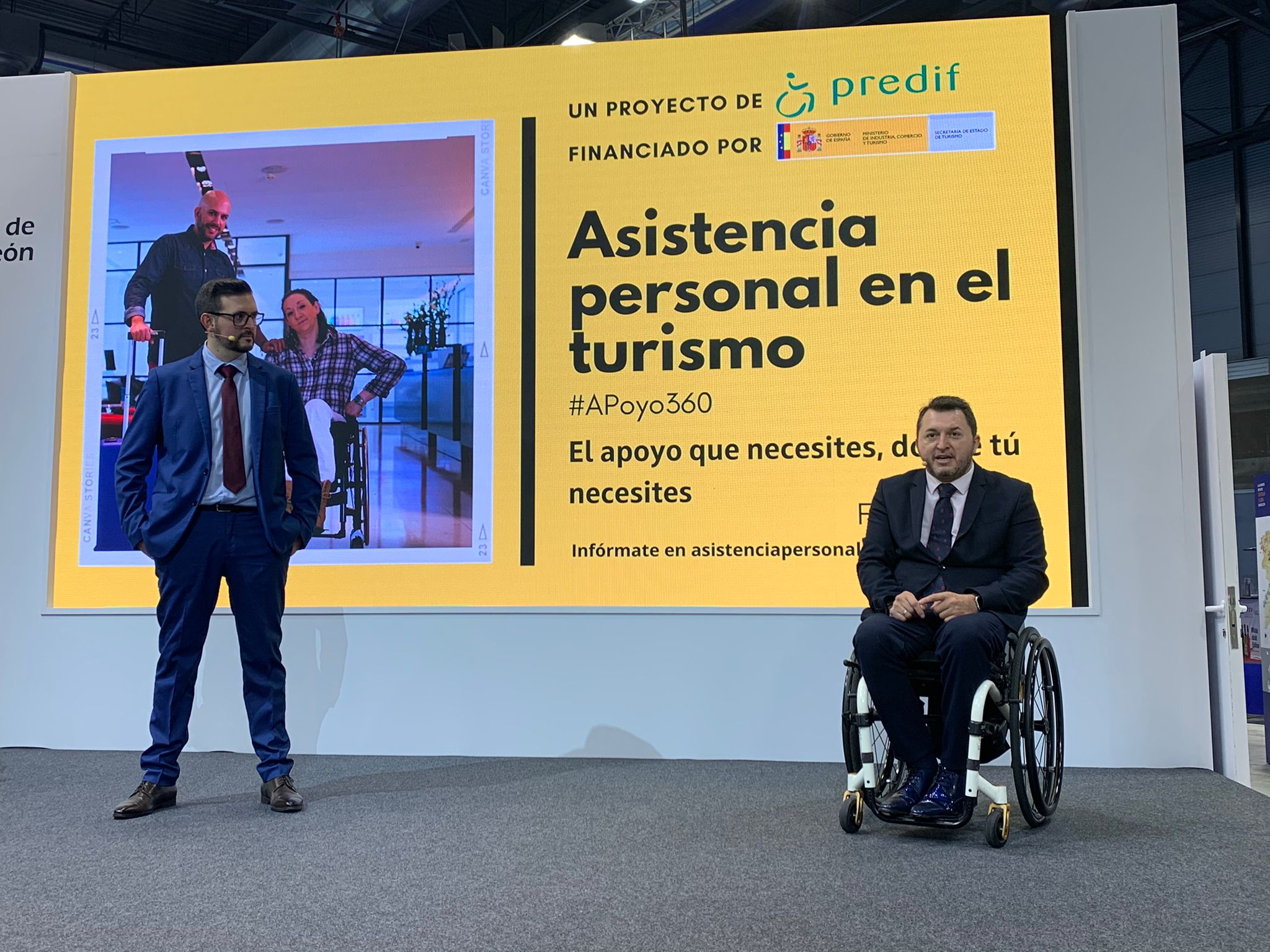 Miguel Carrasco y Francisco Sardón en la presentación del proyecto de asistencia personal en el turismo