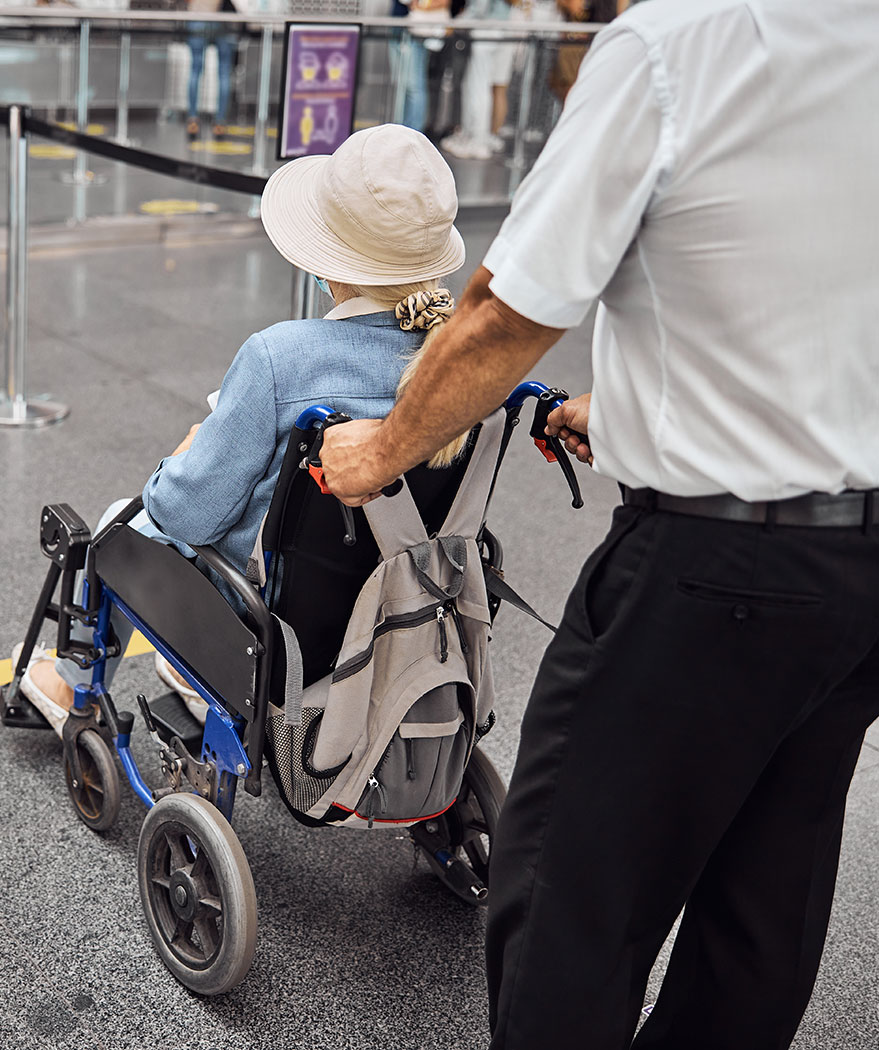 asistencia en el aeropuerto a persona con discapacidad