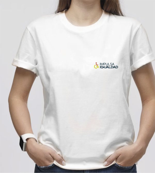 Camiseta con el logo de impulsa igualdad frontal
