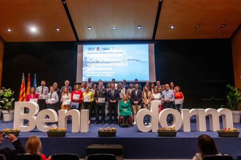 imagen de la noticia - Benidorm presenta un plan pionero de transporte turístico accesible para consolidarse como destino inclusivo