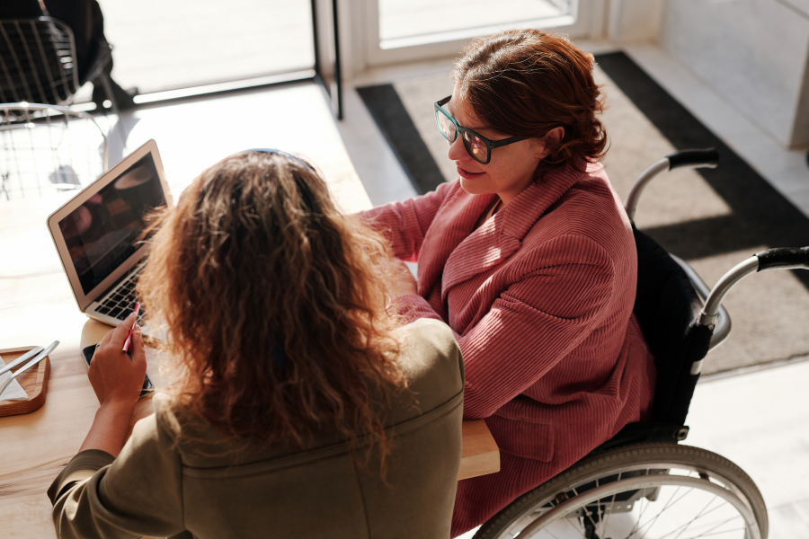 imagen de la noticiaIMPULSA IGUALDAD lanza una guía de apoyo para el empleo inclusivo en el sector turístico