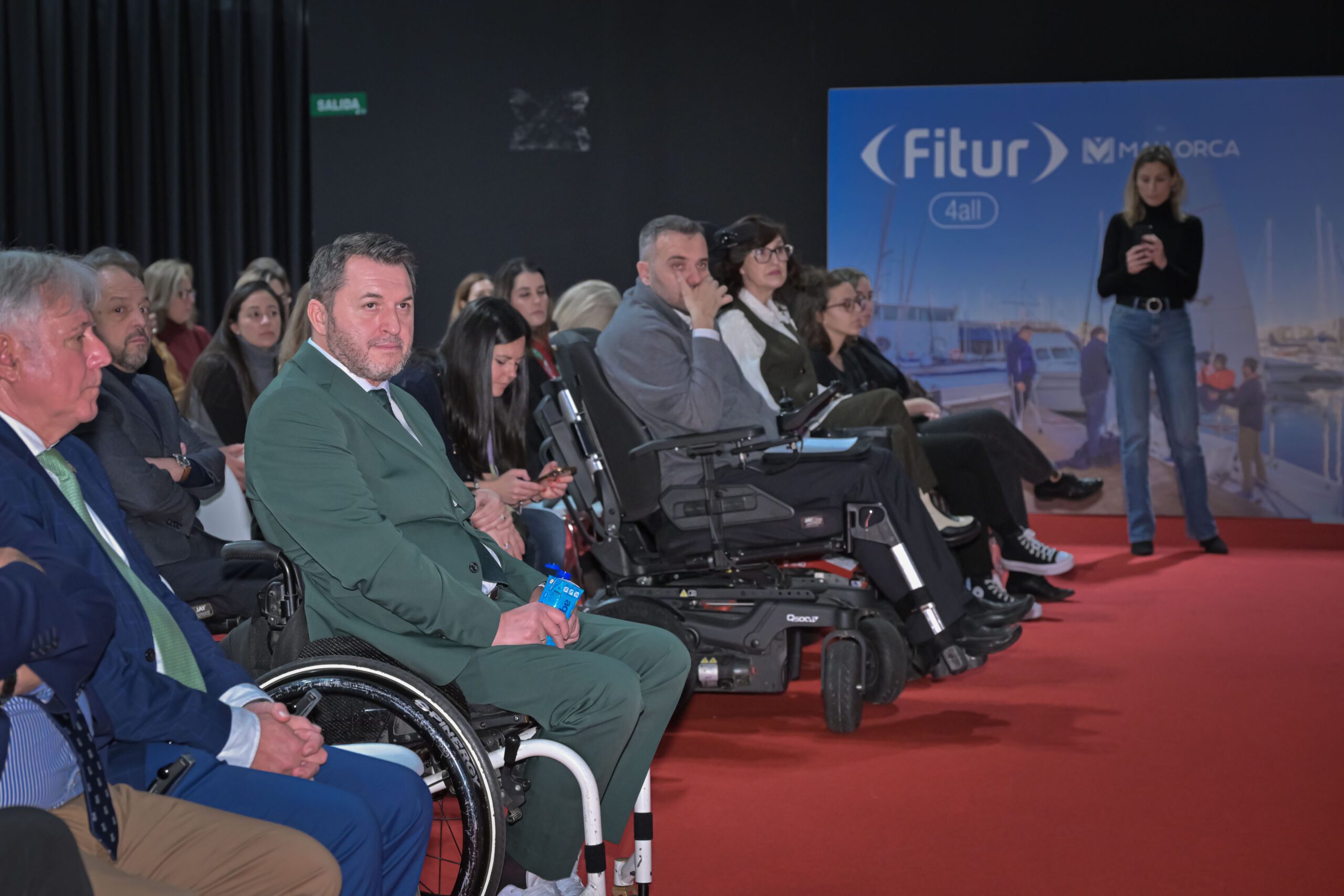 imagen de la noticia - FITUR e IMPULSA IGUALDAD avanzan en la promoción de un turismo global sin barreras y convocan los III Premios FITUR 4all